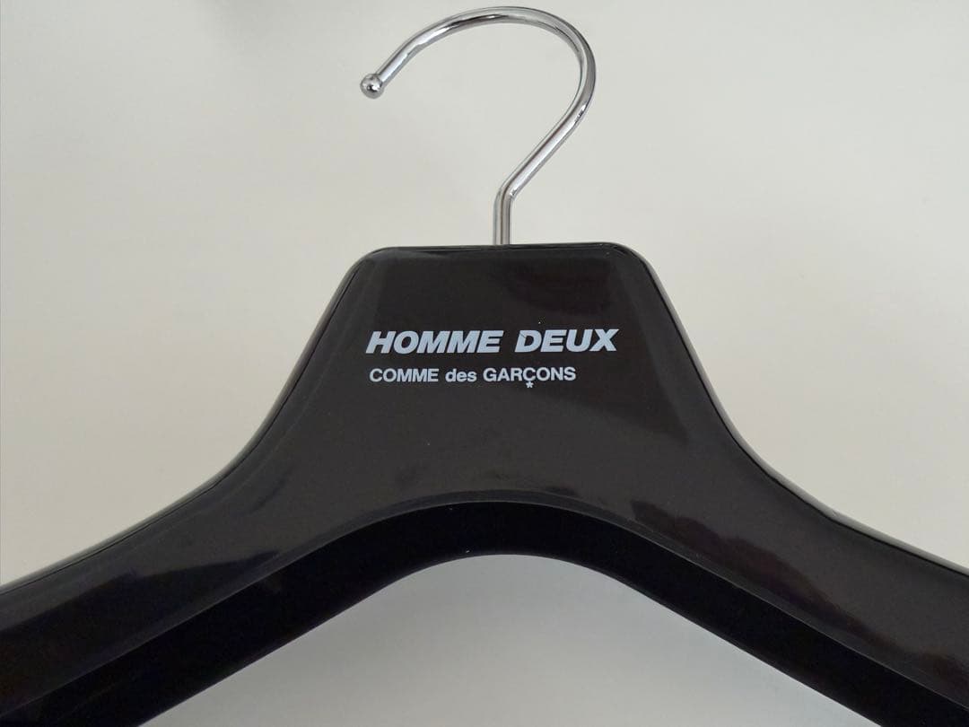 COMME des GARCONSのハンガー（メンズx合計8本）