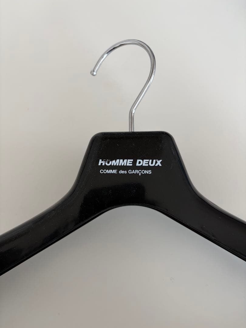 COMME des GARCONSのハンガー（メンズx合計8本）