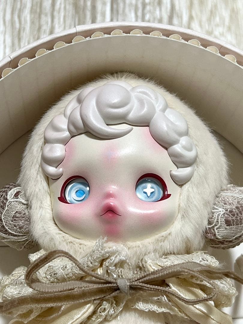 POPMART SKULLPANDA Gentle Edge