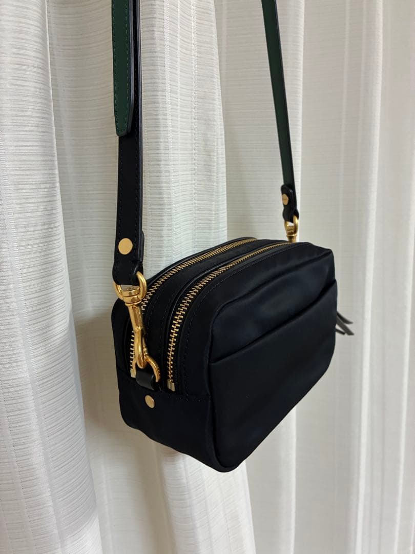 TORY BURCH ブラックショルダーバッグ　未使用