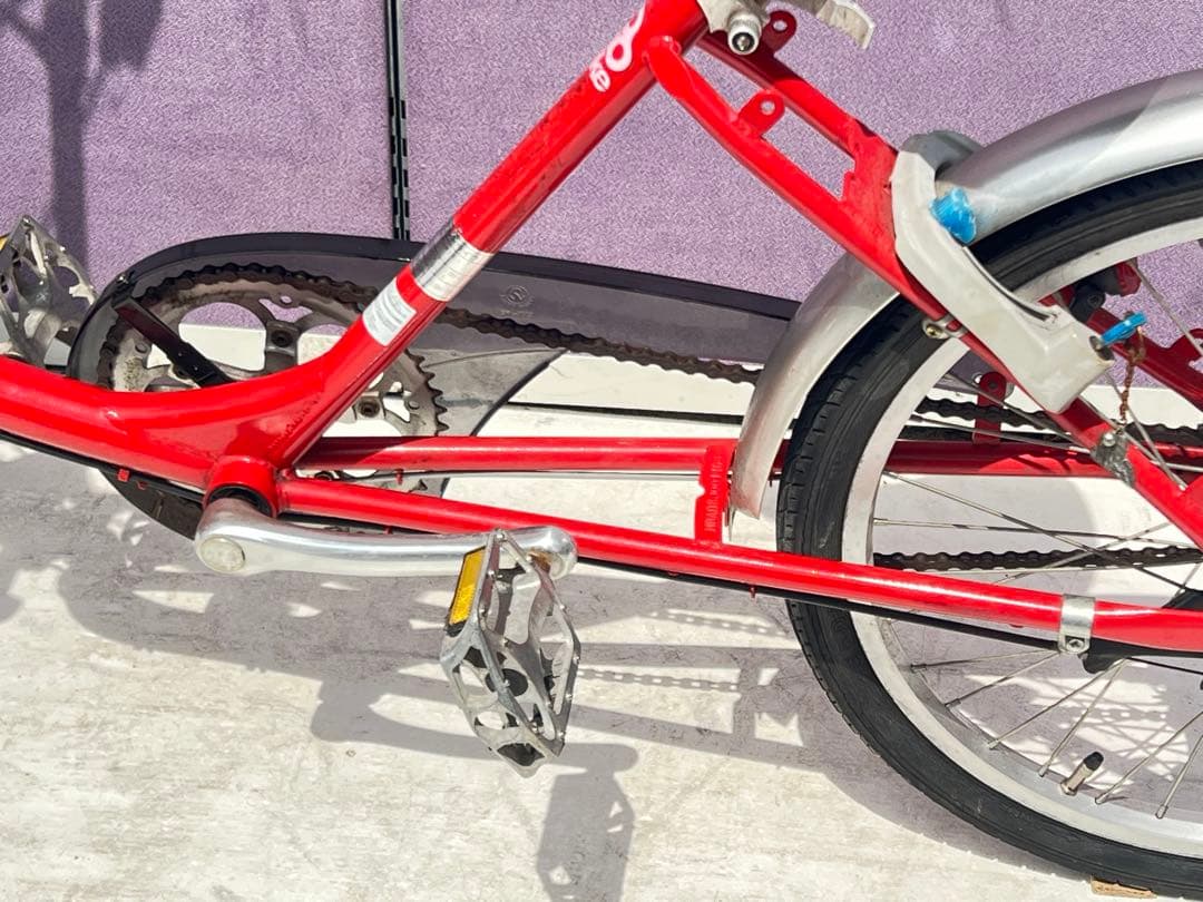 Trike 社 ユニバーサルトライク赤い三輪車