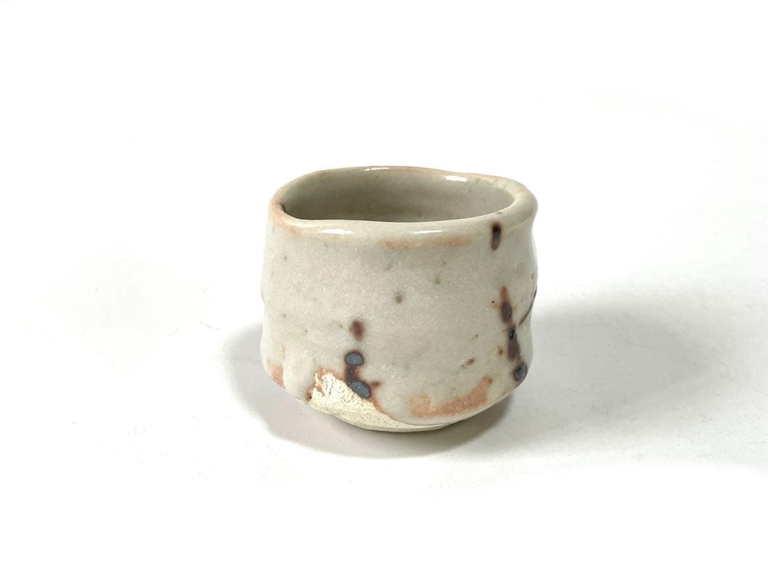 商品名は知りませんが、陶器で作成頭のまげ部分が外れ