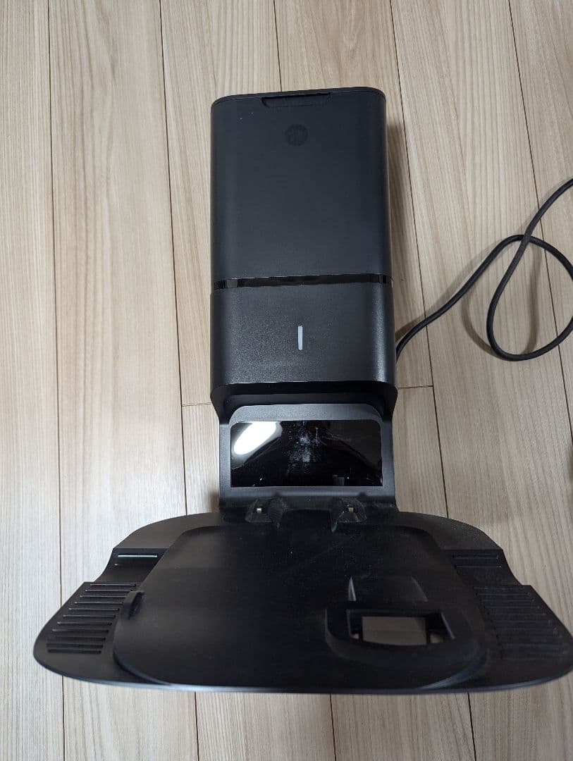 ルンバi7 ロボット掃除機 本体 黒 充電ドック付き