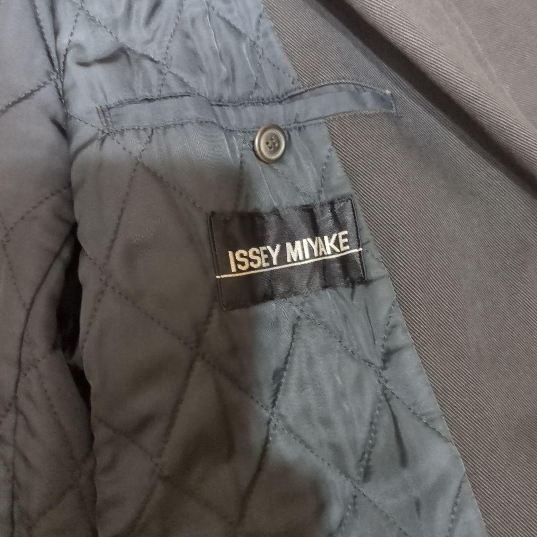 k*a様 ISSEY MIYAKE 　イッセイミヤケ　ベルト付き綿コート ブラッ