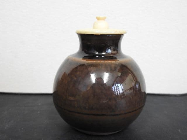 膳所　茶入　　共箱有　M１４７１