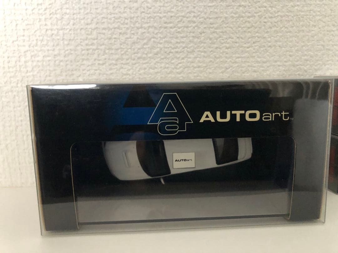 AUTOart 1/43 スバル レガシィ B4 ホワイト