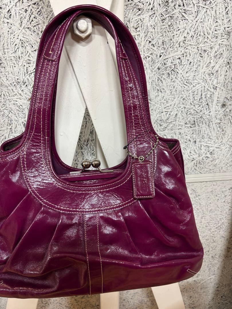 コーチ がま口ハンドバッグ