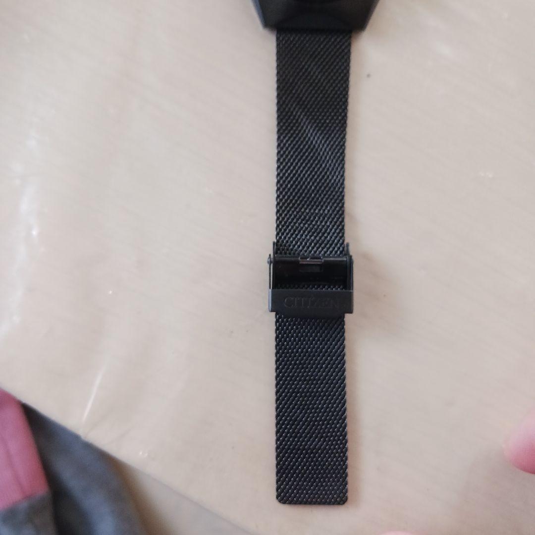 CITIZEN ソーラークォーツ腕時計 ブラック　5351プール・オムコラボ