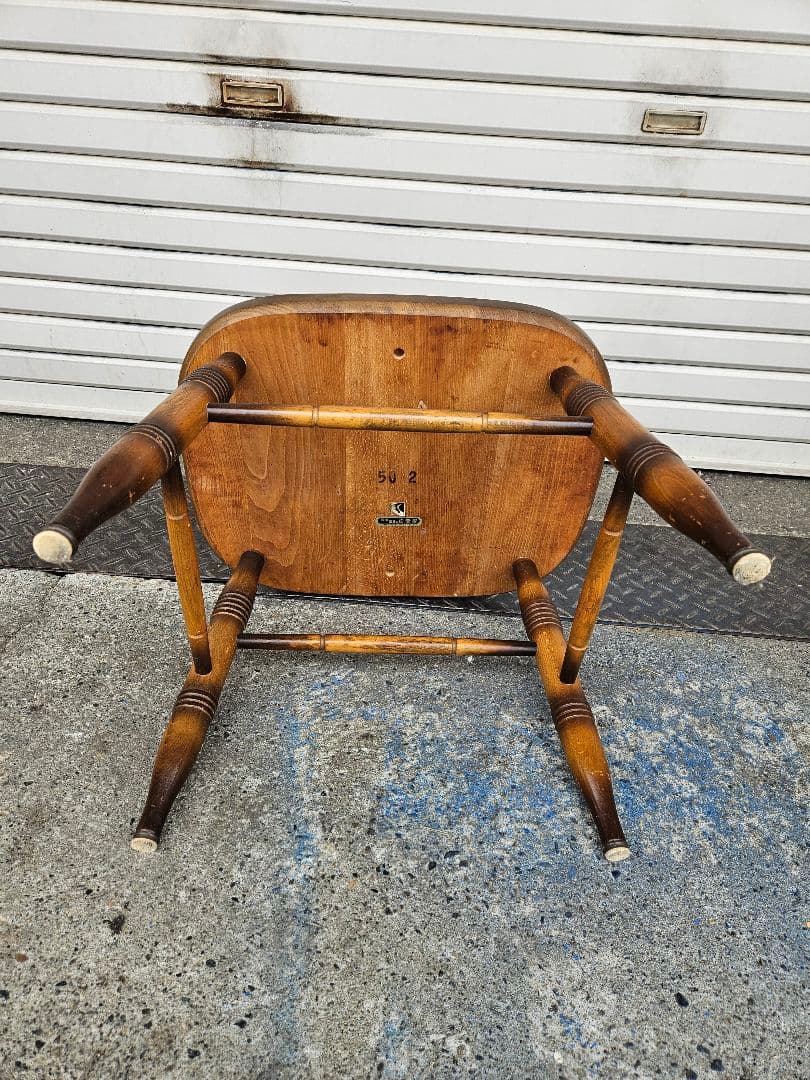 ジャパンヴィンテージ 飛騨家具 木製のスツール 椅子 オットマン キツツキマーク