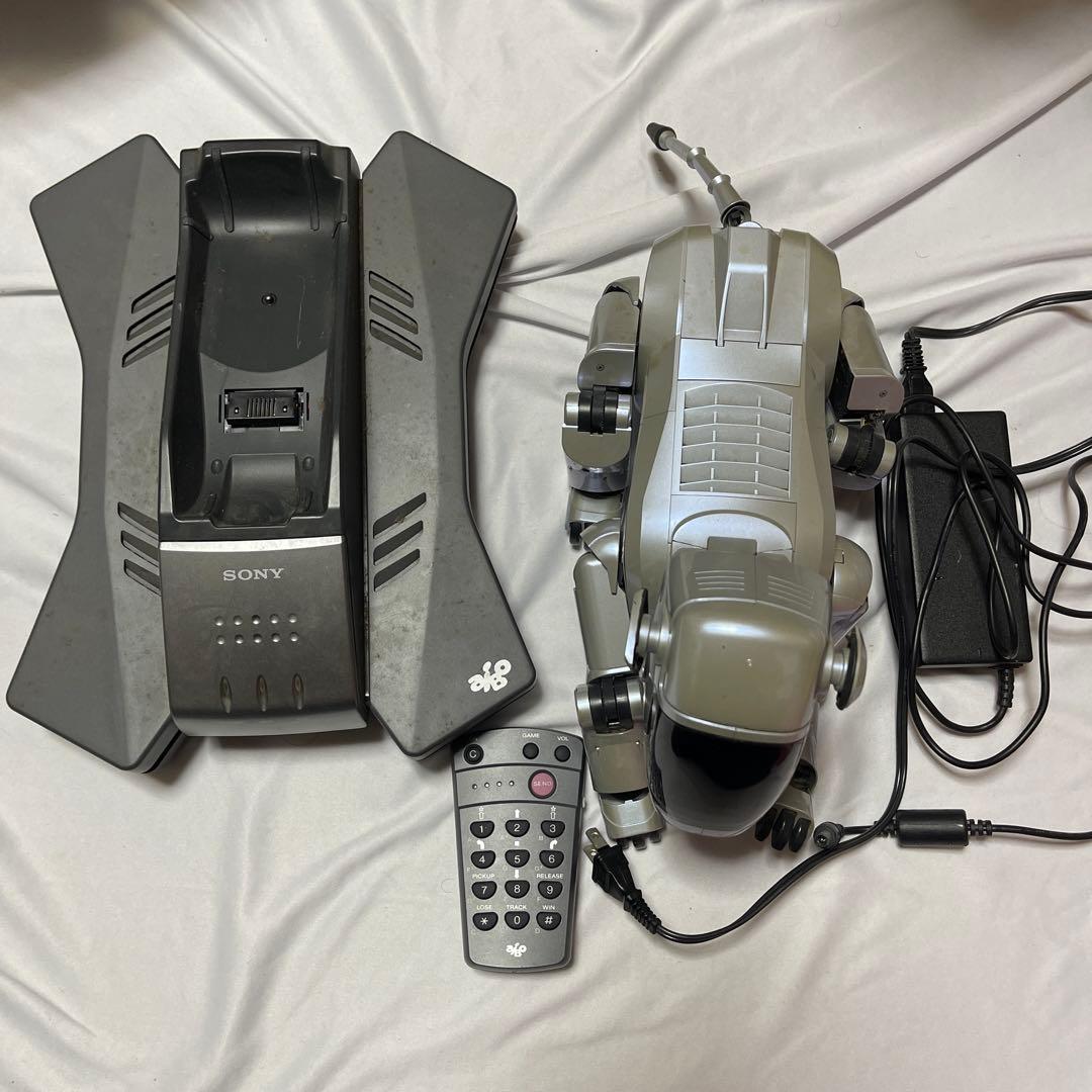 SONY 初代AIBO（アイボ）ERS-111 - メルカリ