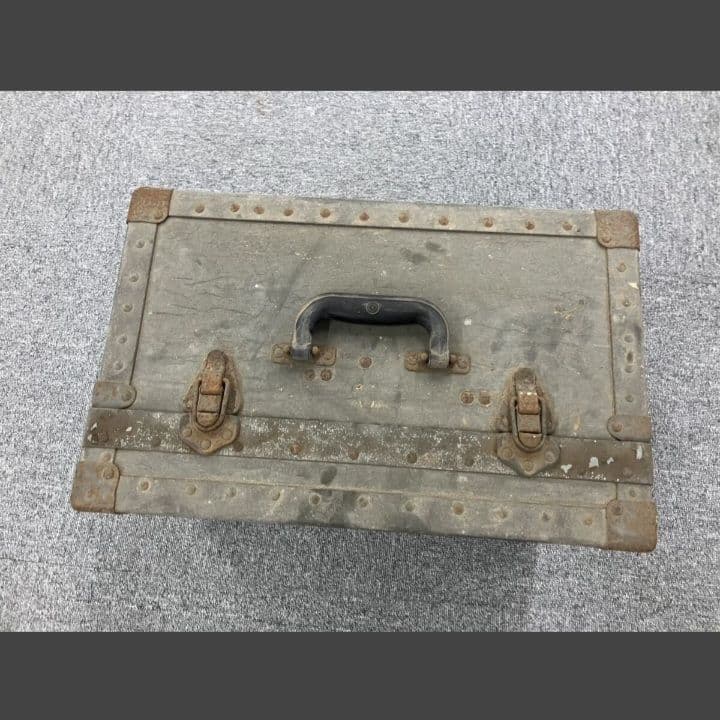 本物】1951年製のアメリカ軍のM3赤外線狙撃兵用スコープ ボックス 特大