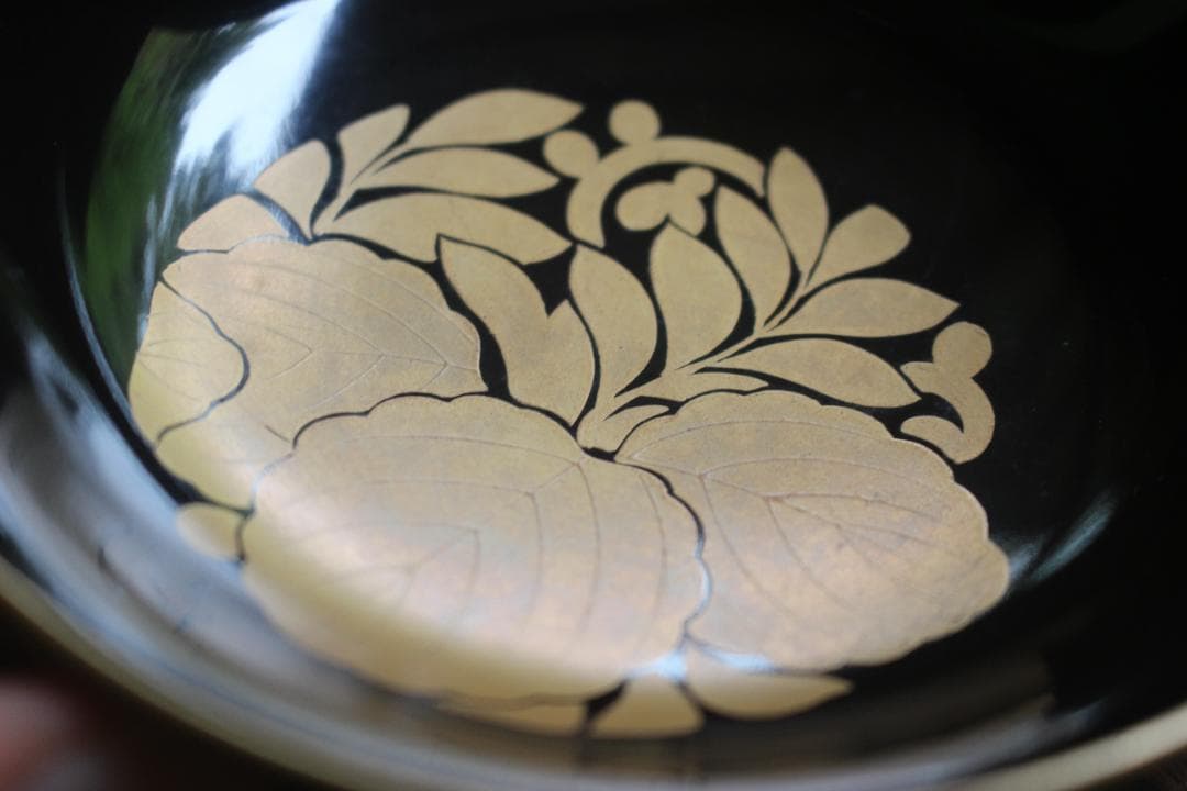 時代逸品！風情ある千筋糸目に極上桐花蒔絵の映えるお椀2