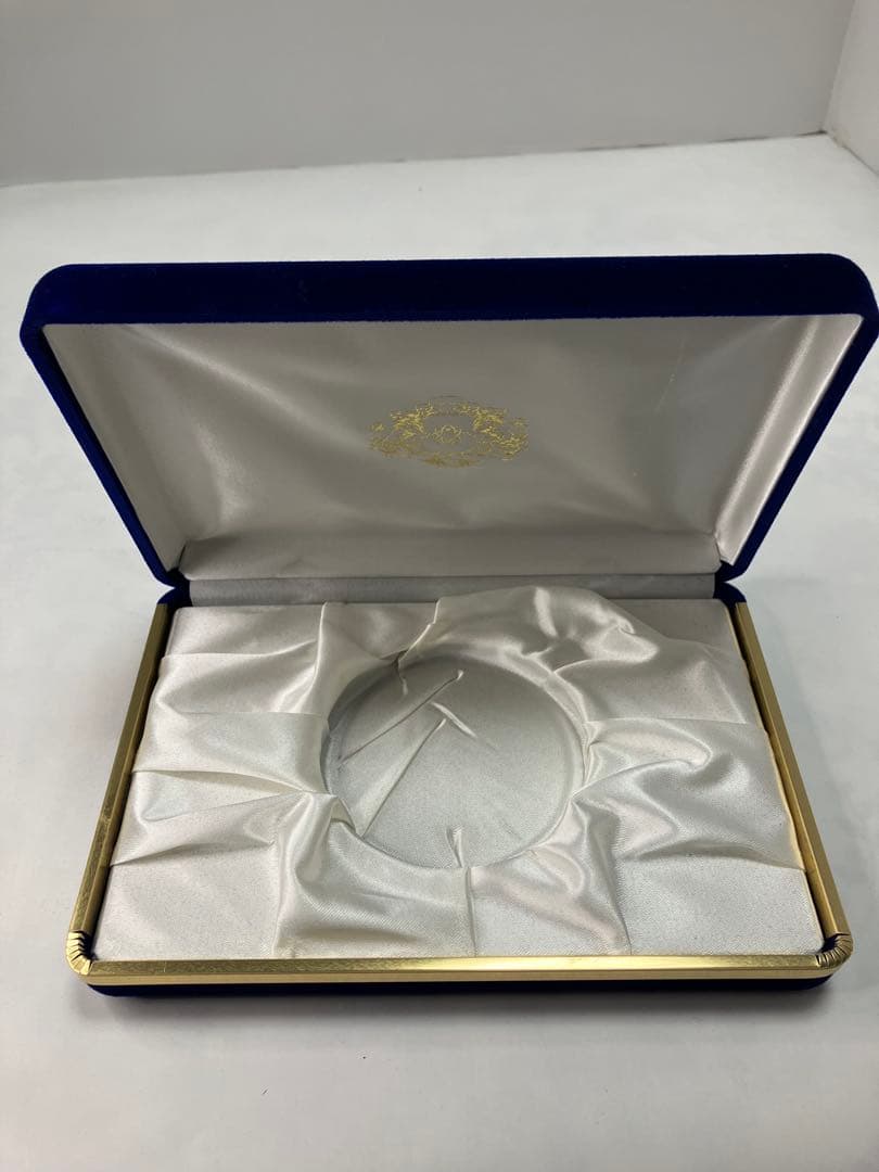 SGI 記念品 切り子 クリスタル グッズ 海外メンバー授与 八葉 創価学会