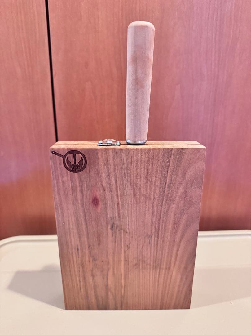 TOKUI VIDEO STORE こじらせ包丁&折り畳みまな板 go out