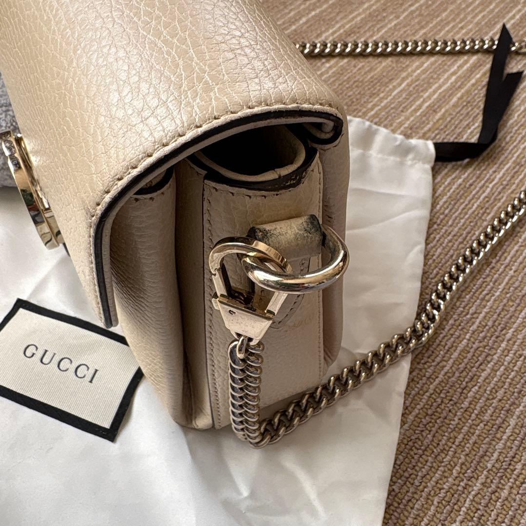 ✈*様 GUCCI ベージュ レザー ショルダーバッグ