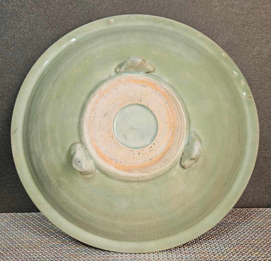 本物保証❗】名品❗江戸時代初期 初期伊万里青磁 鎬造 29.8cm三脚大兜