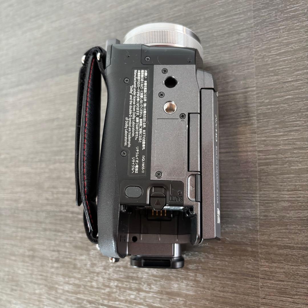 Panasonic HDC-TM350デジタルビデオカメラ