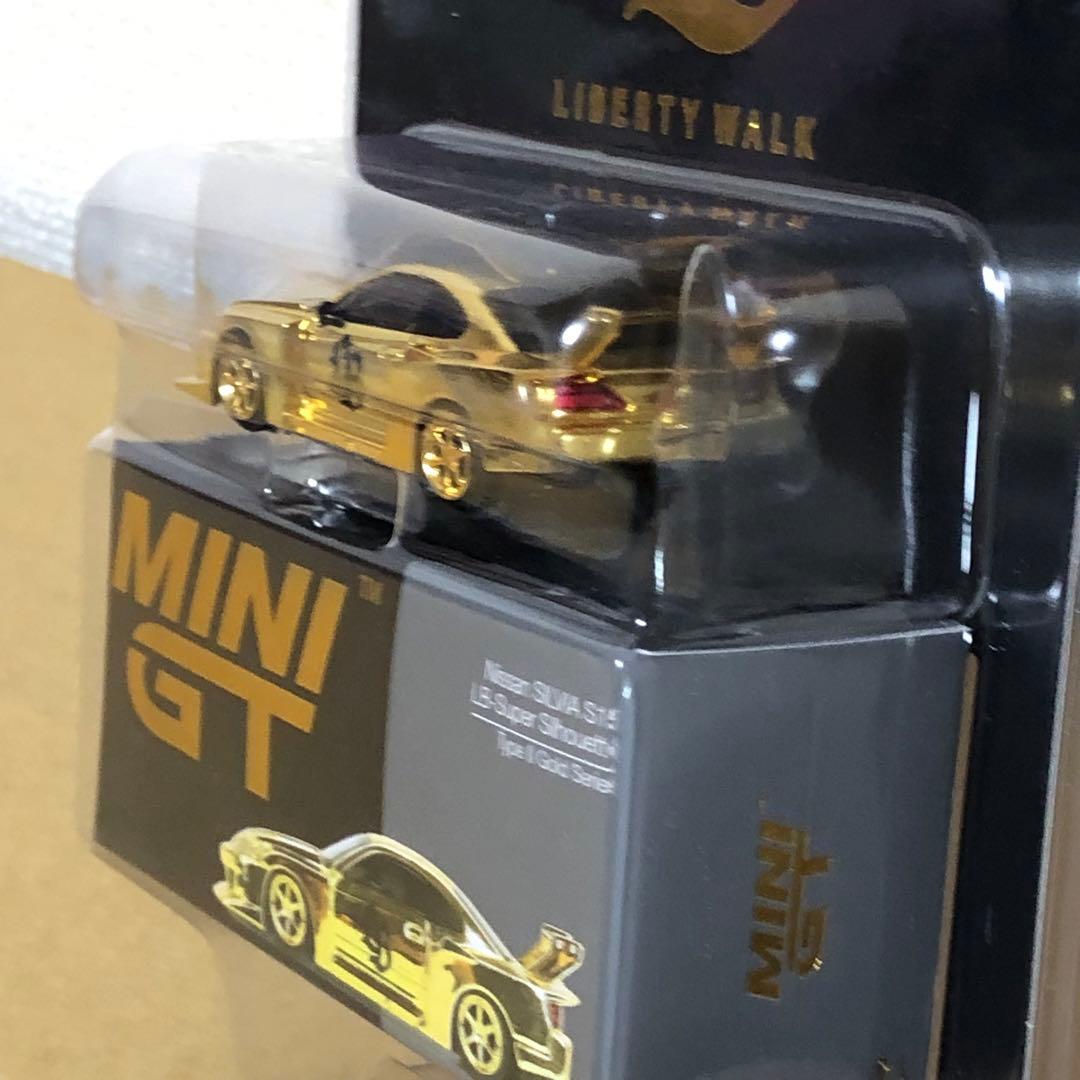 MINI GT リバティウォーク ゴールドミニカー LBWK MINI GT Liberty