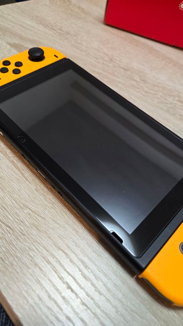 Nintendo Switch　本体　びひん