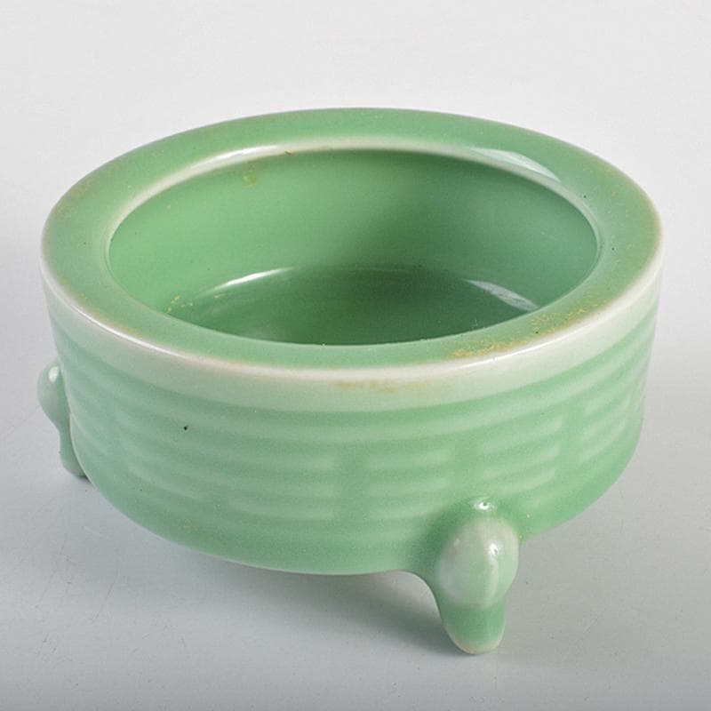 中国　龍泉窯青磁　刻線文三足香炉　N　R7057E 中国 龍泉窯青磁 刻線文三足香炉 N R7057E