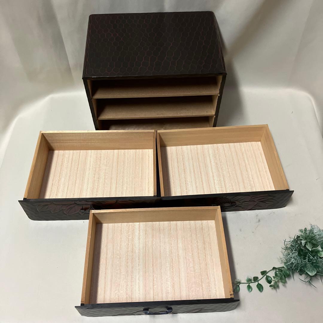 新品 鎌倉彫 ミニチェスト三段引き出し ミニタンス 椿 箪笥 伝統工芸品