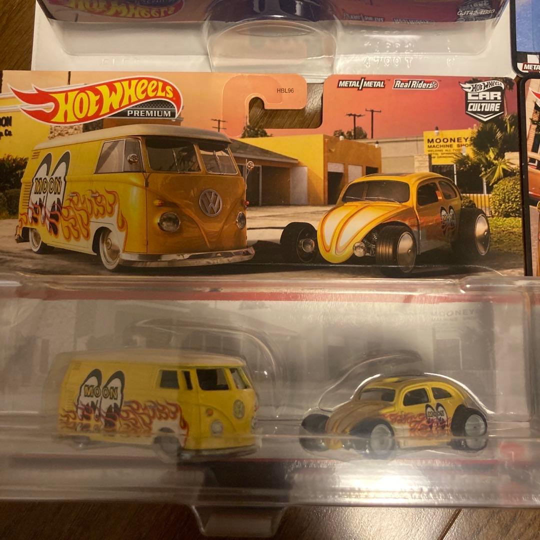 ホットウィール　ムーンアイズ