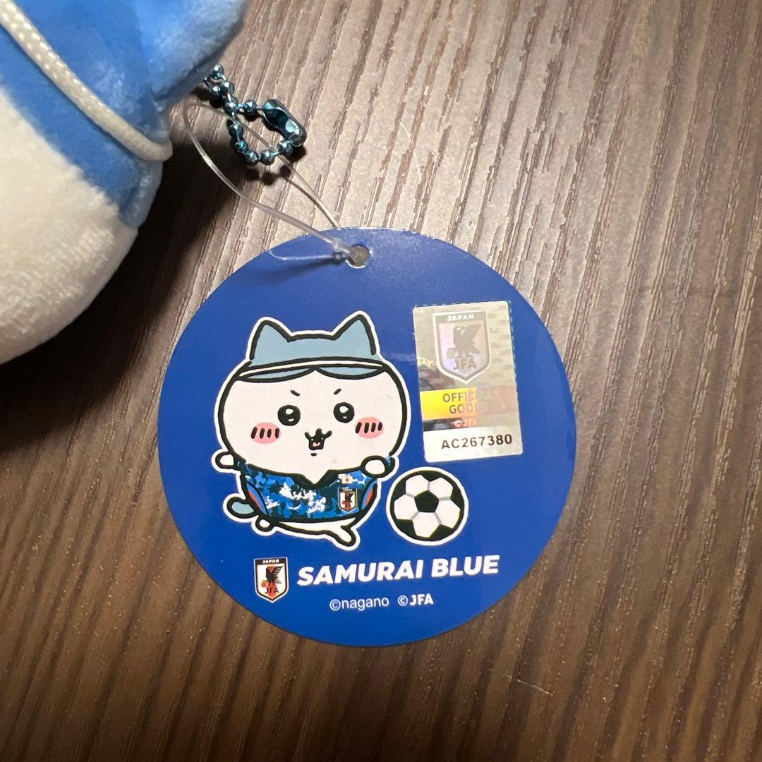 ちいかわ　サッカー　日本代表　マスコット　ハチワレ