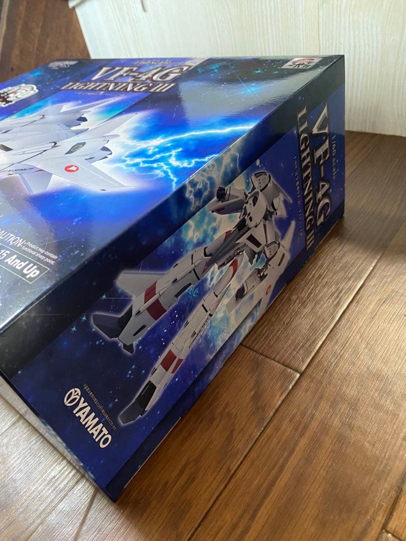 【未開封、美品】VF-4G LIGHT III YAMATO マクロス