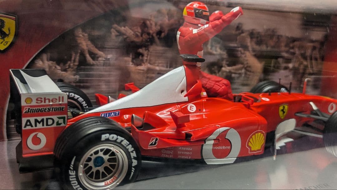 限定 HW 1/18 Ferrari F-2002 #1 Schumacher