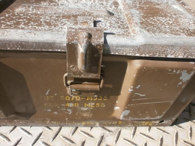 米軍　81ｍｍ　迫撃砲用　弾薬箱 　アンモボックス