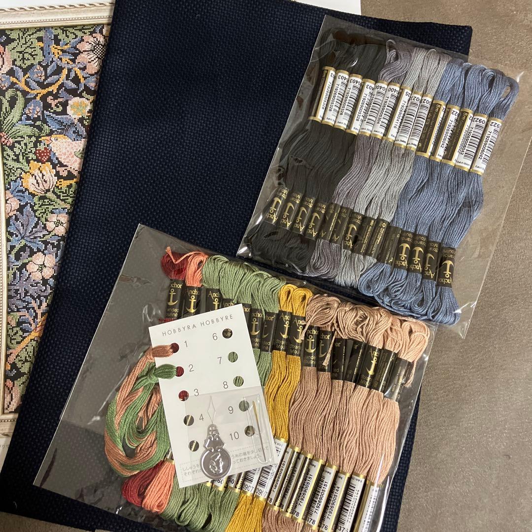 ホビーラホビーレクロスステッチ　strawberry thief Ⅱ