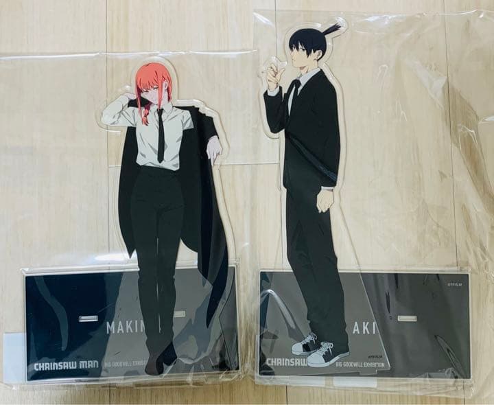 チェンソーマン大交流展アクリルメガフィギュアアキマキマ2点セット