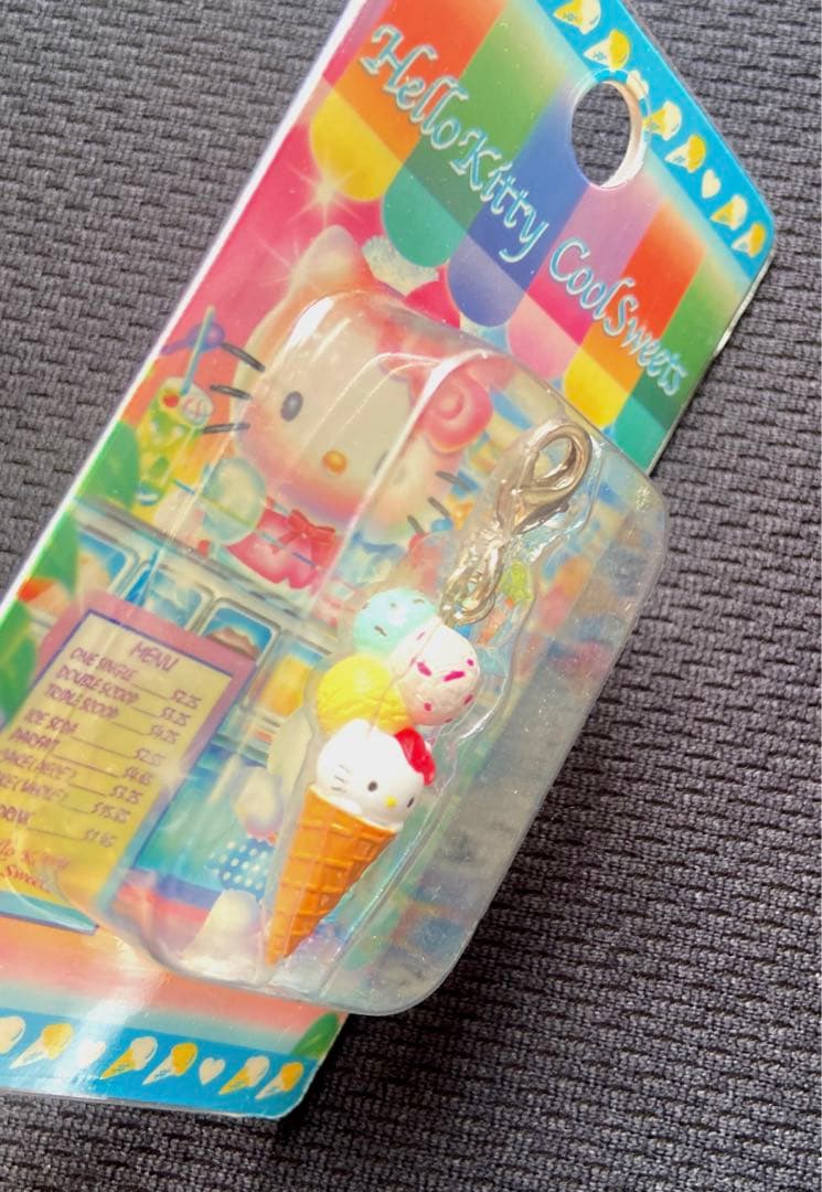 クールスイーツキティトリプルコーンファスナーマスコット根付チャームご当地激レア