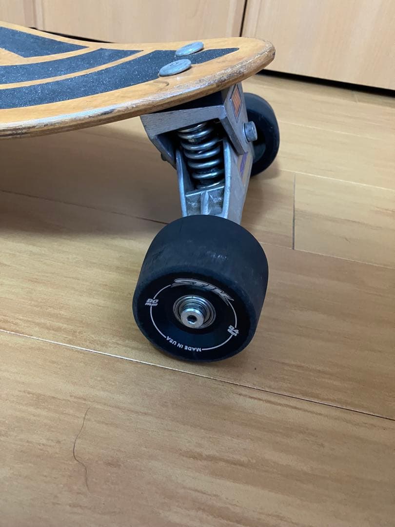 スケートボード CARVEBOARD SURFSTIK