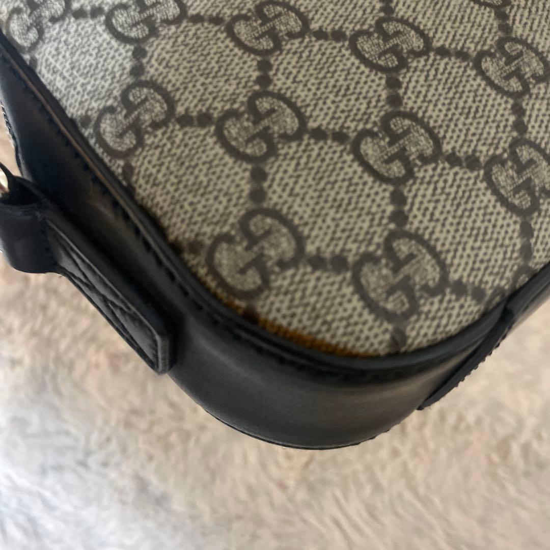 GUCCI レディースショルダーバッグ