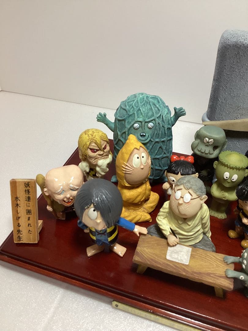レア　水木しげる　旭日小綬章記念の特製ブロンズフィギュア　妖怪達に囲まれた先生