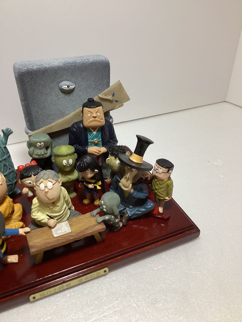 レア　水木しげる　旭日小綬章記念の特製ブロンズフィギュア　妖怪達に囲まれた先生