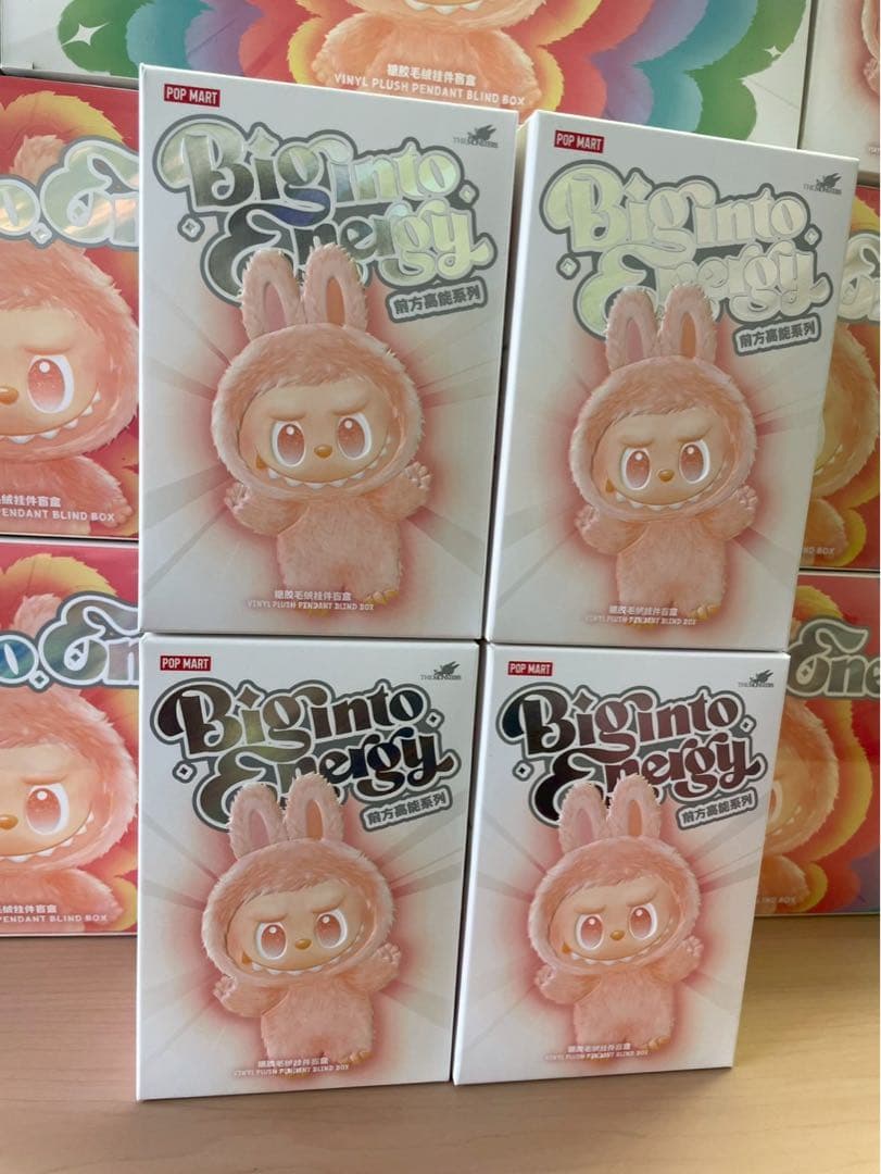 ⭐️【正規品】4ピース ラブブ ポップマート ぬいぐるみ LABUBU エナジー