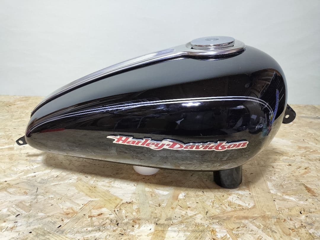 スポーツスター 純正タンク17L（4.5gal）XL883・1200共通 - メルカリ