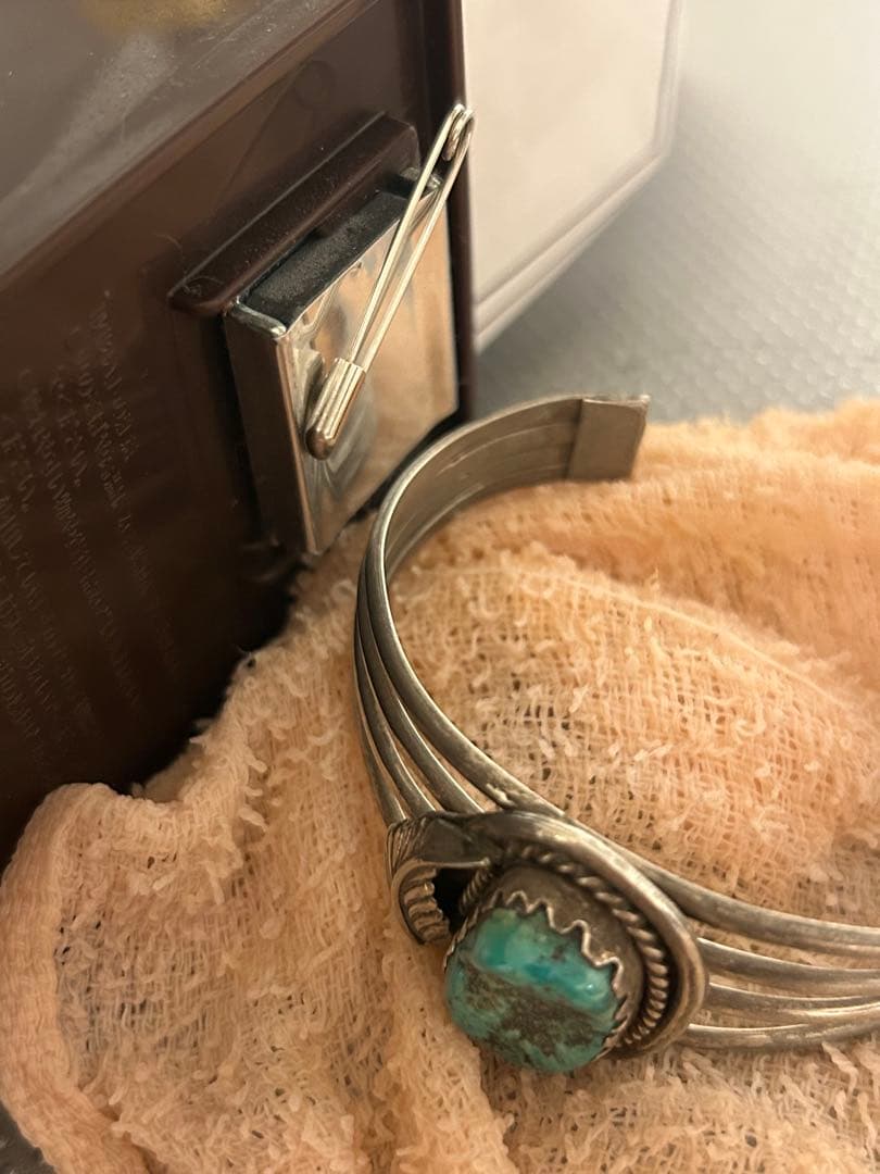 ターコイズ　バングル　　シルバー　ヴィンテージ　ナバホ　系