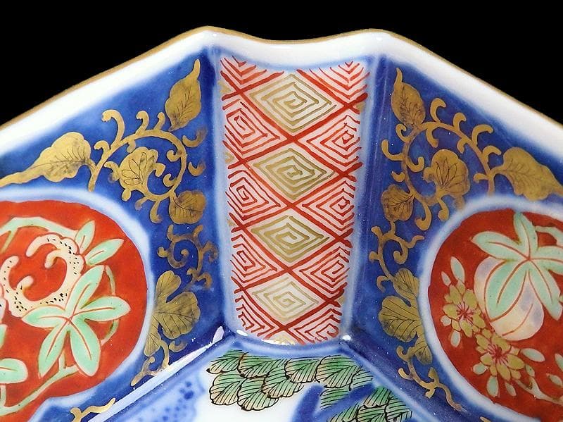 大聖寺伊万里 金襴手 桃に柘榴 大樹に欄干の図 四方角向付 E101AS-CQi