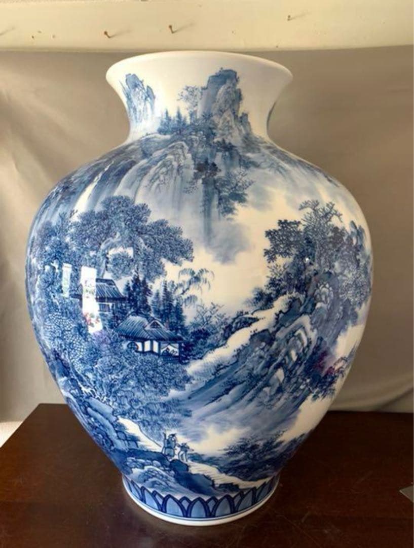 【希少品】古美術　大花瓶　精描かれた山水画青花染付け