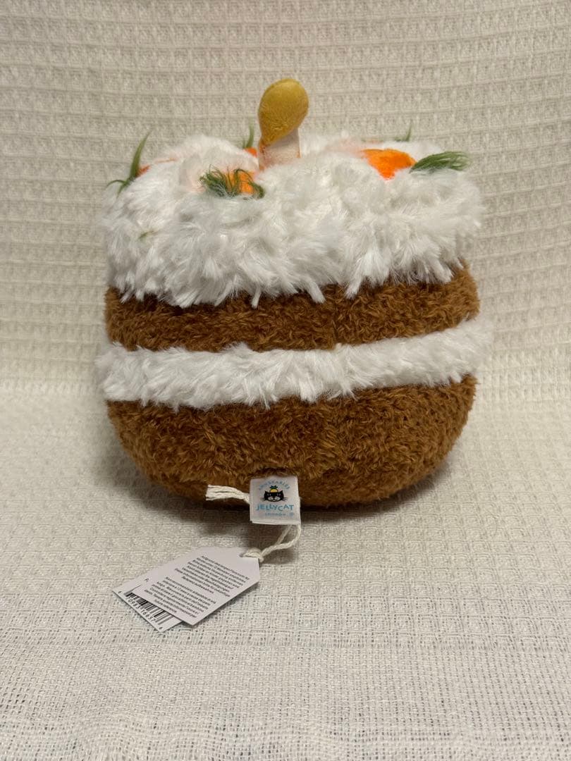 Amuseables Carrot Cake にんじんケーキ ぬいぐるみ