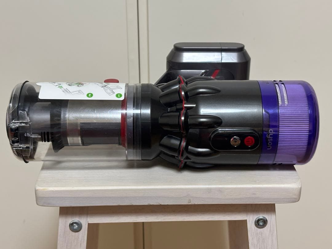 【洗浄清掃品】ダイソン Micro 1.5kg SV21 ノズル付