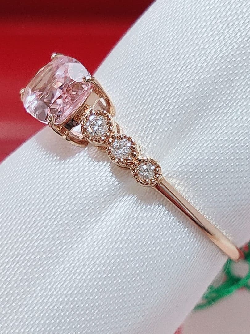 新作 未使用品 k18 天然モルガナイト ダイヤモンド リング