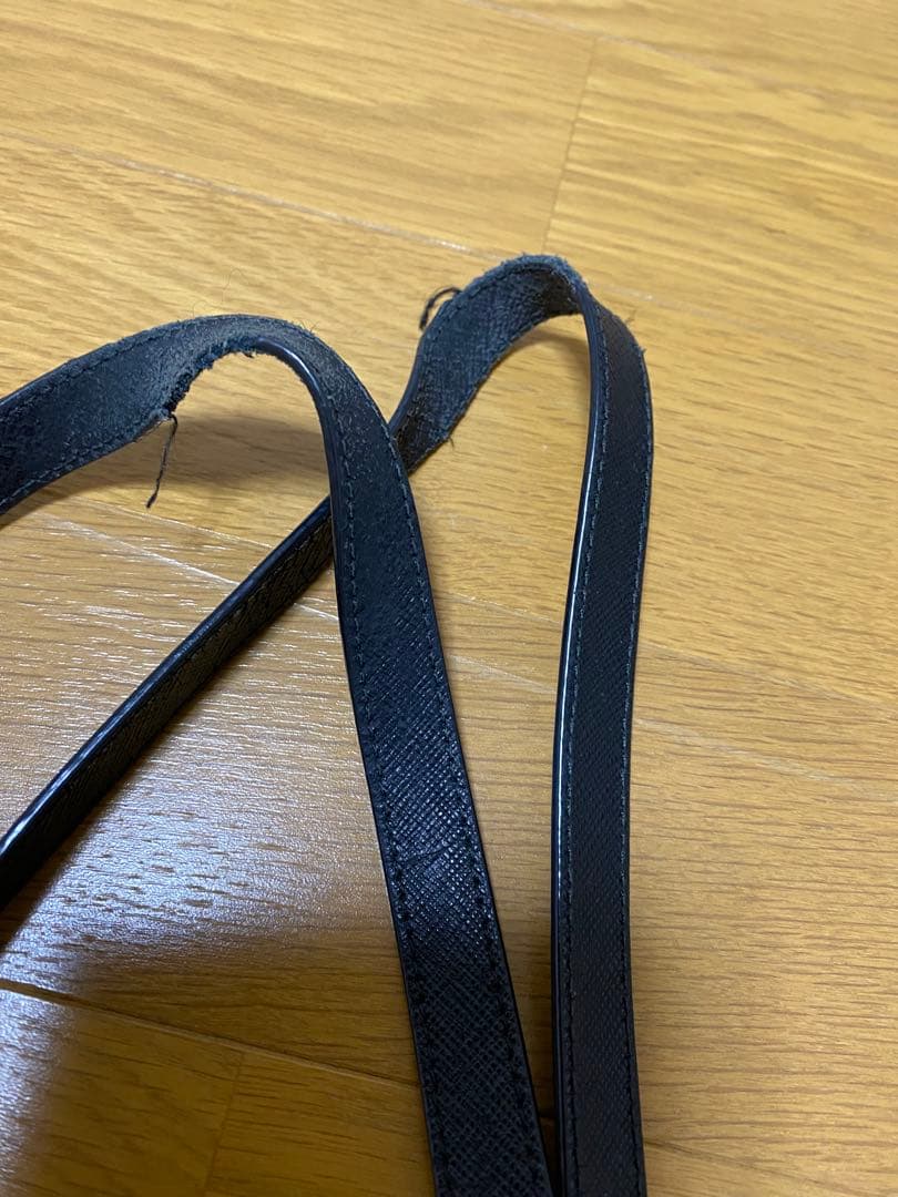 ヤマヒロ　PRADA ブラック ショルダーバッグ