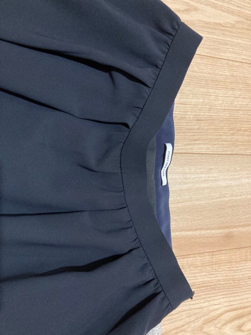 フォクシースカート４２サイズ希少❗️新品未使用２０２５年３月発売❗️定価５０６００円