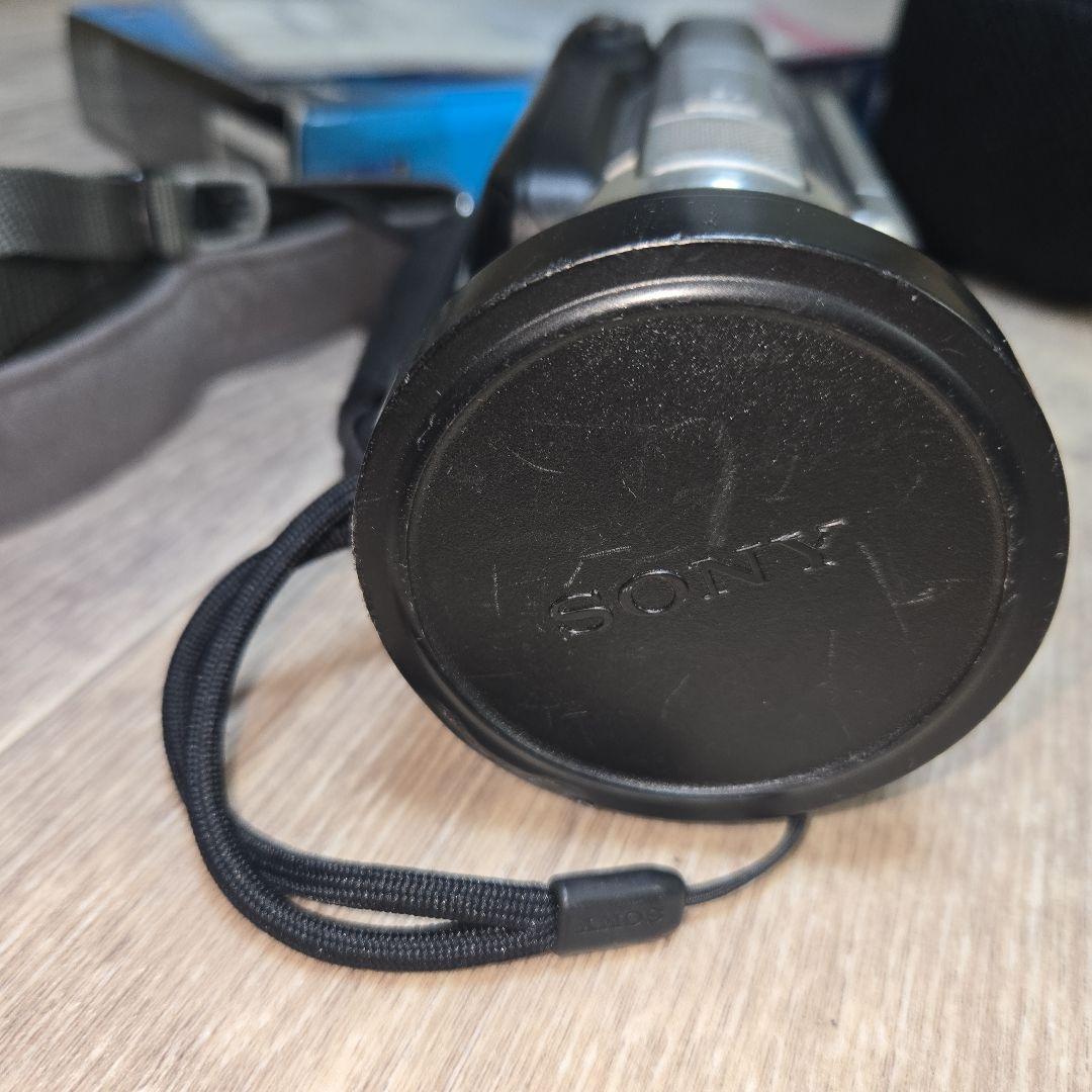 k*7様 SONY HDR-XR500V ビデオカメラ本体 付属品付き