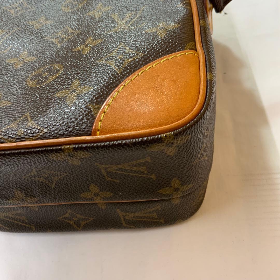 ルイヴィトン モノグラム アマゾン ショルダーバッグ
