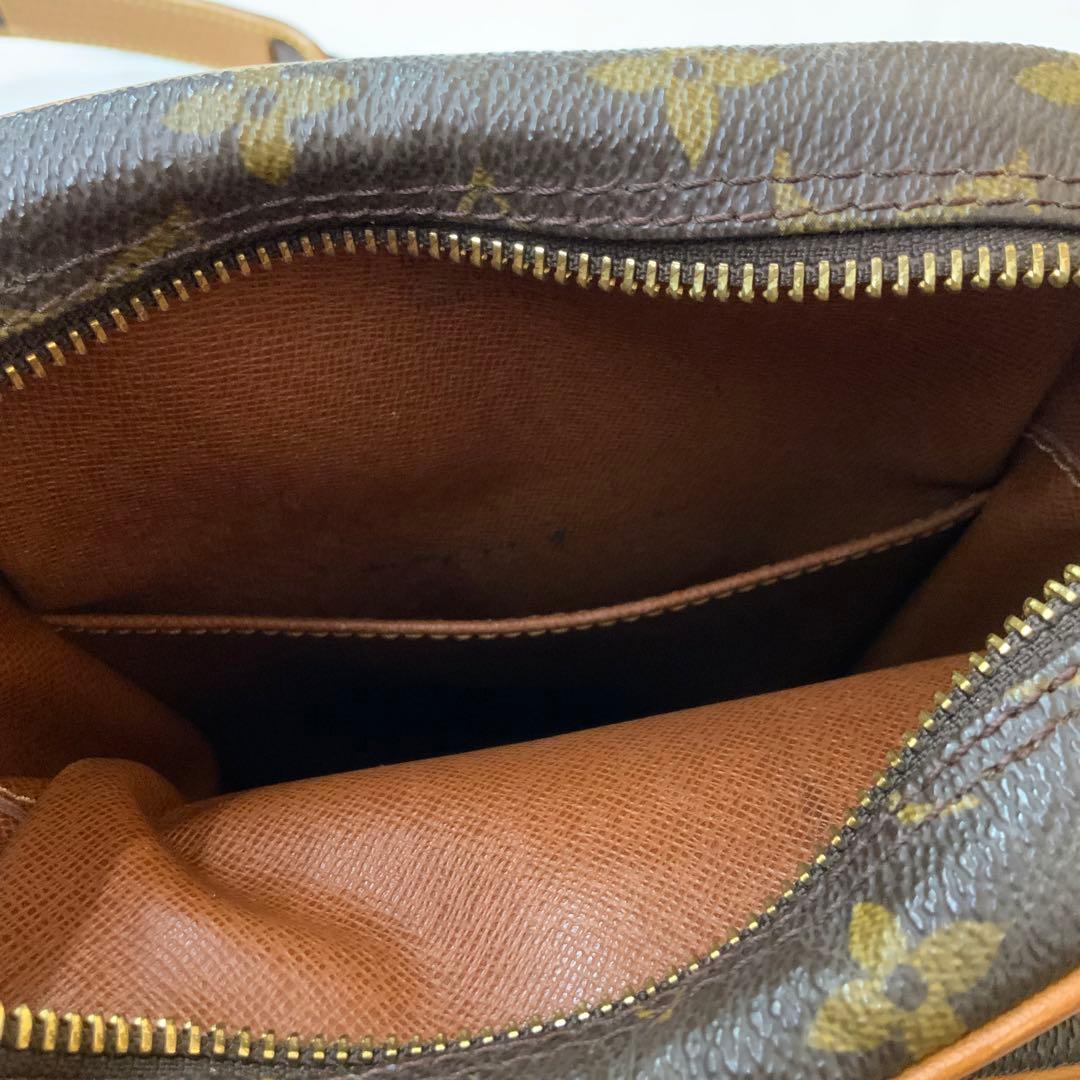 ルイヴィトン モノグラム アマゾン ショルダーバッグ